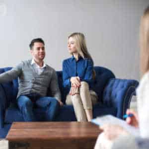 Couple in consultation with Therapist
